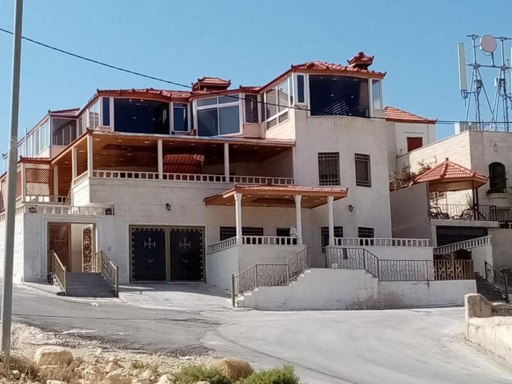 Basant Villa Wadi Musa Exterior foto